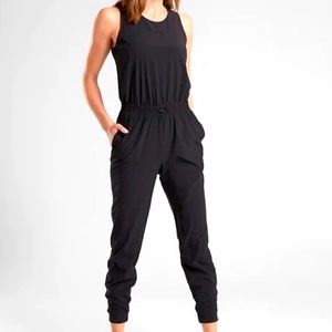Athleta Women’s Black Unbound Scoop Neck Athletic Jumpsuit 8